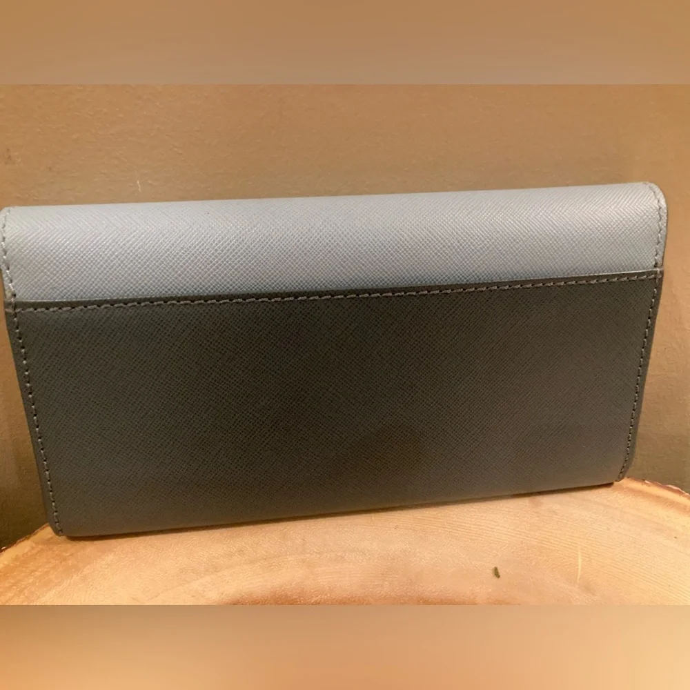 Tory Burch metallic color block envelope Wallet Silver‎ & Blue New - Picture 4 of 7